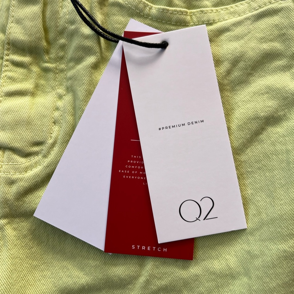 NWT Q2 Premium Denim Jeans - Picture 3 of 5